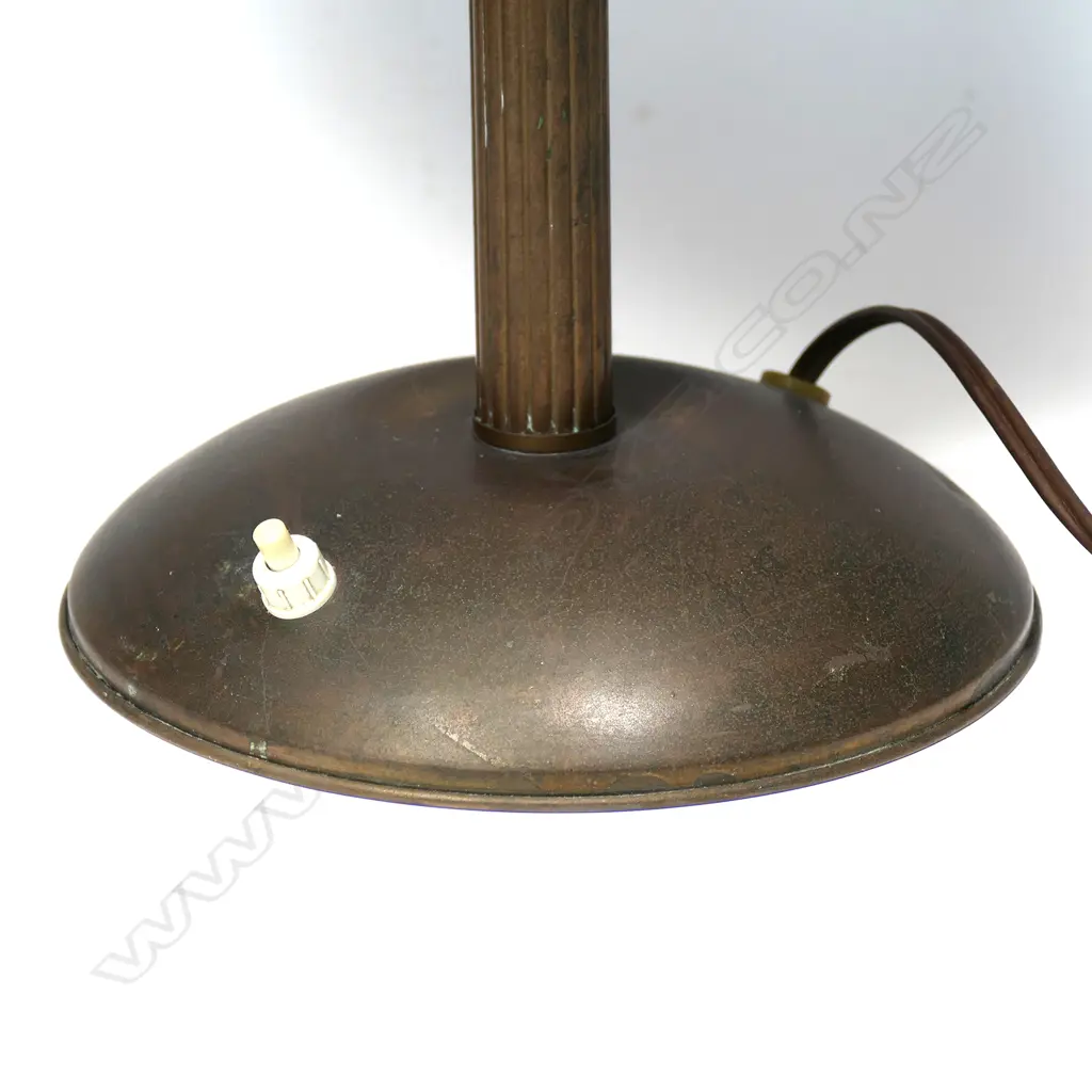 ART DECO LAMP WITH PINK GLASS DOME SHADE & BRASS COLUMN, H.450MM Image 1++