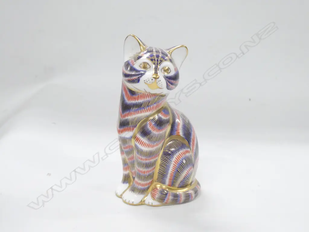 ROYAL CROWN DERBY SEATED CAT PAPERWEIGHT H 130 MM C 1970/80 Image 1++
