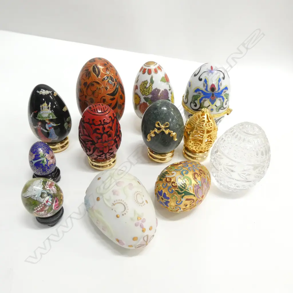 BOX COLLECTORS TREASURY EGGS  Image 1++