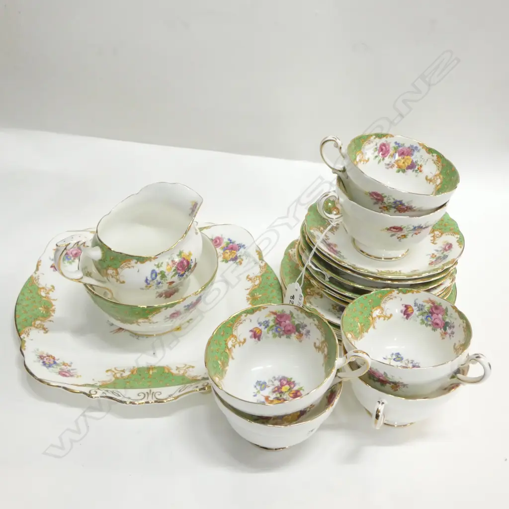 PARAGON ROCKINGHAM PART TEA SET Image 1++