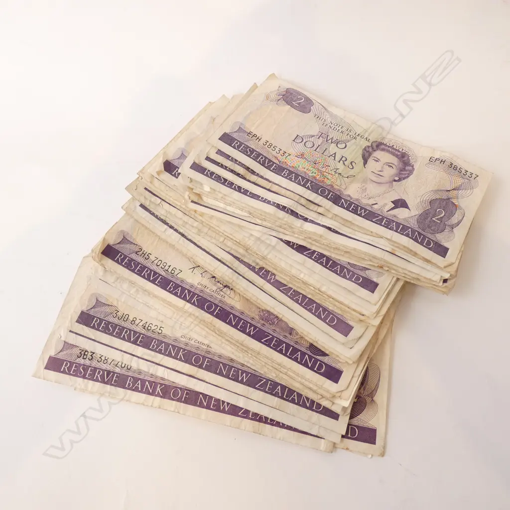 BAG NZ $2 NOTES (49) Image 1++