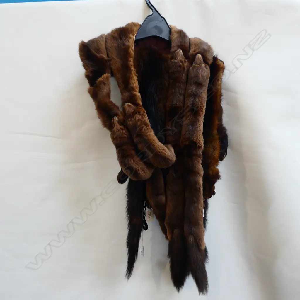 2 MINK STOLES + 1 OTHER Image 1++