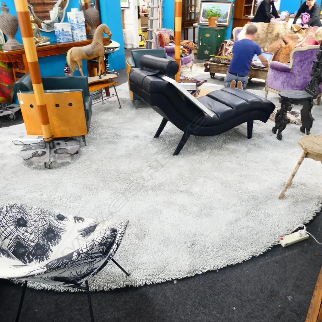 VERY LGE CONTEMPORARY OVAL RUG L. 6600MM Image 1++