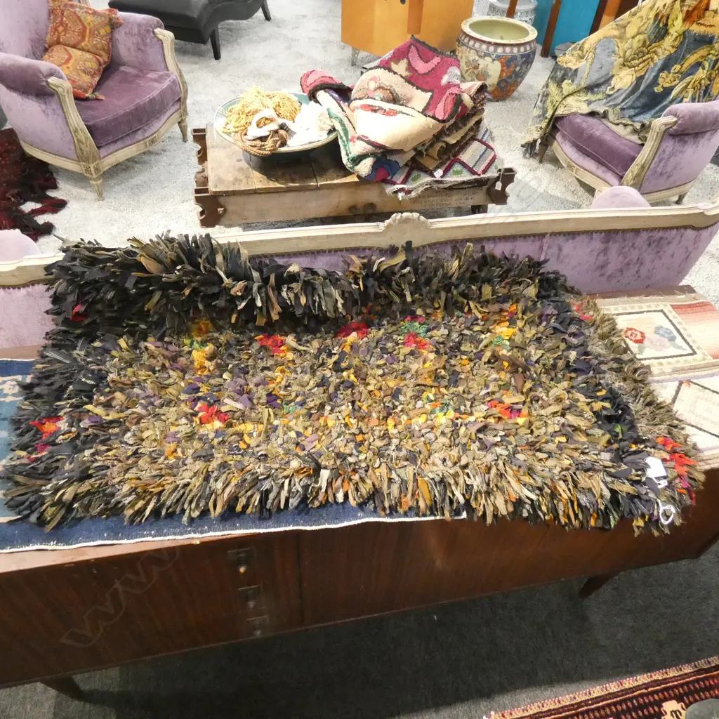 HANDHOOKED RUG LONG THREAD C1940 L1100  W550 Image 1++