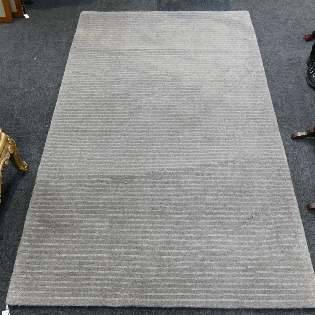 GREY RUG L1990X1200 Image 1++