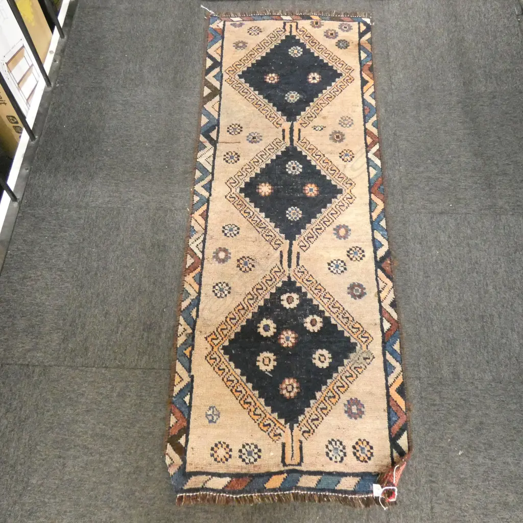 HAND KNOTTED PERSIAN RUG L1700 W620 Image 1++