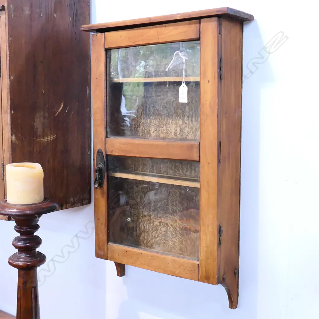 SMALL PINE KAURI CABINET H600 W330 Image 1++