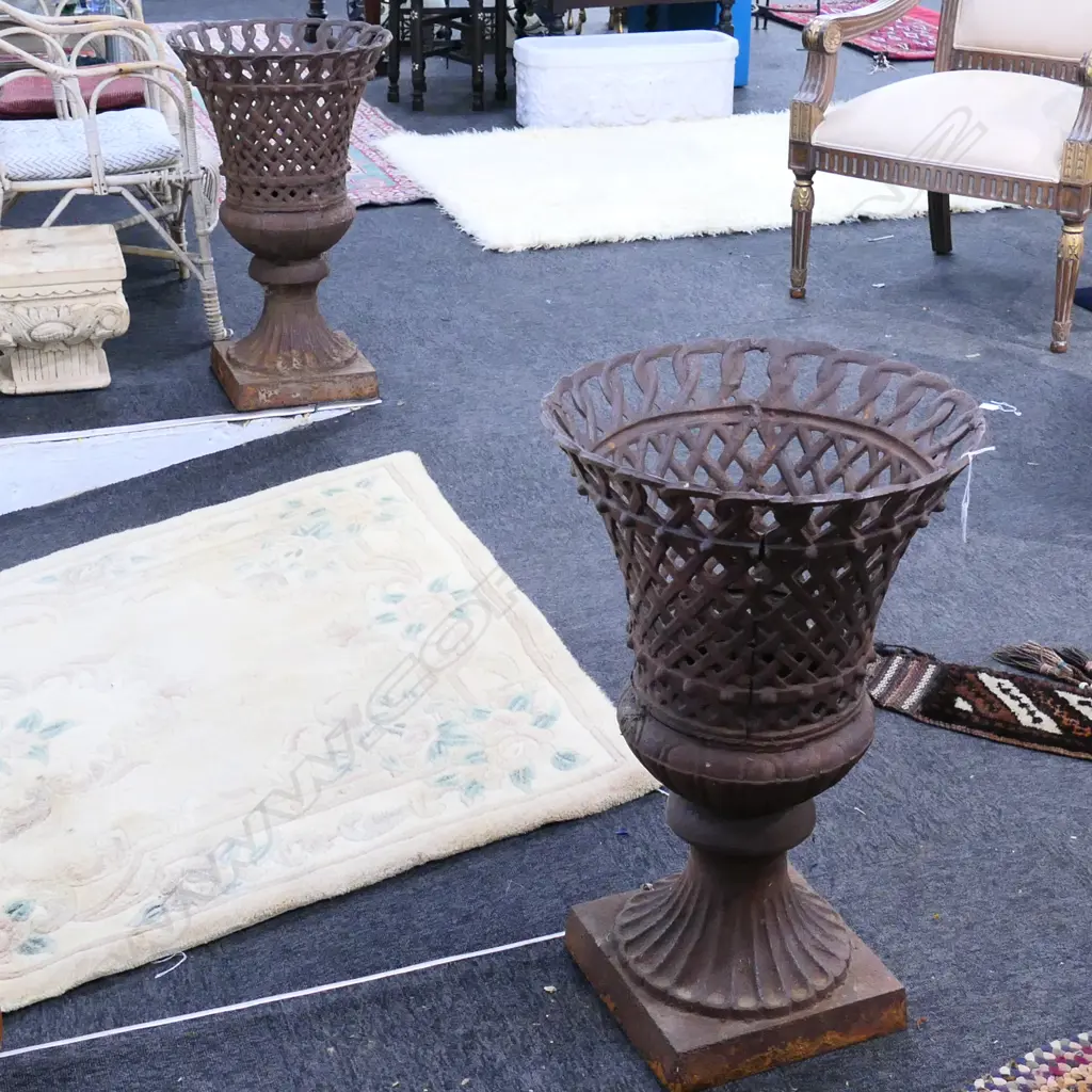 PR CAST IRON CLASSICAL PLANTERS PIERCED AND LATTICED  Image 1++