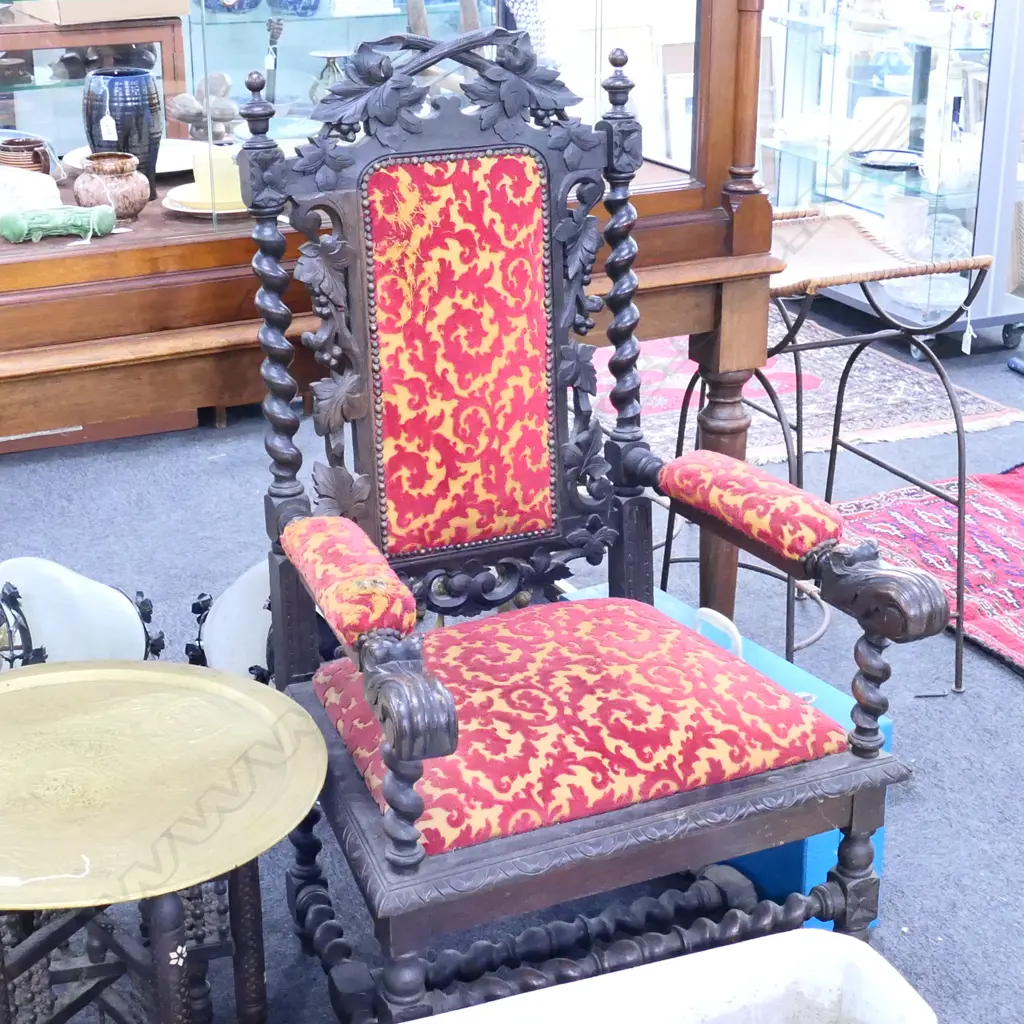 OAK  BARLEY TWIST ARMCHAIR Image 1++