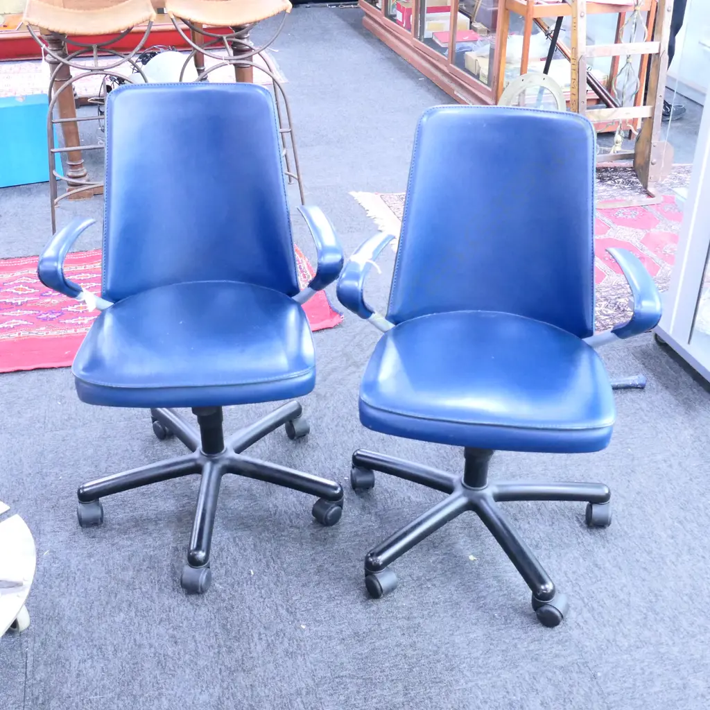 PR BLUE LEATHER OFFICE CHAIRS  Image 1++