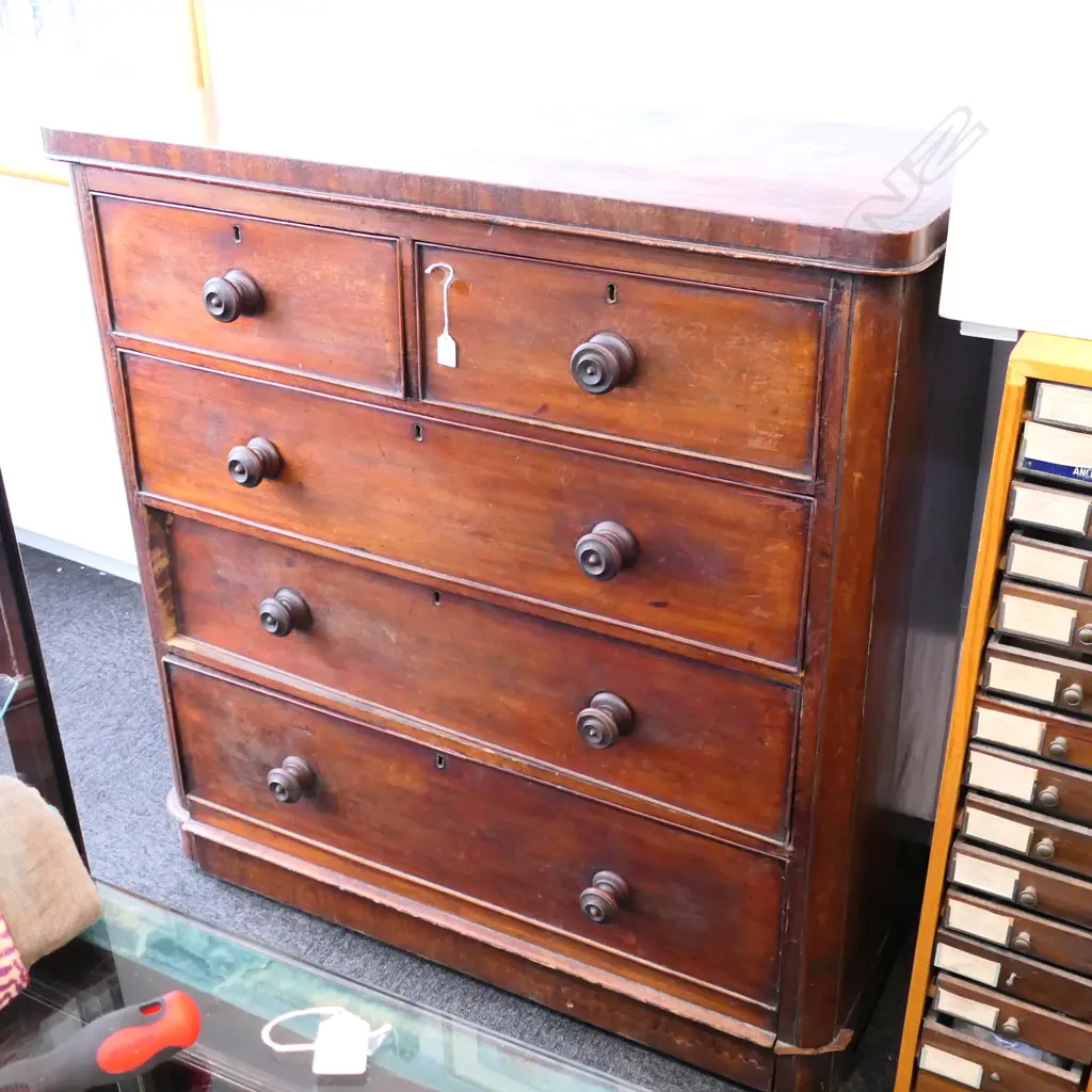 ANTIQUE DRAWERS A/F Image 1++