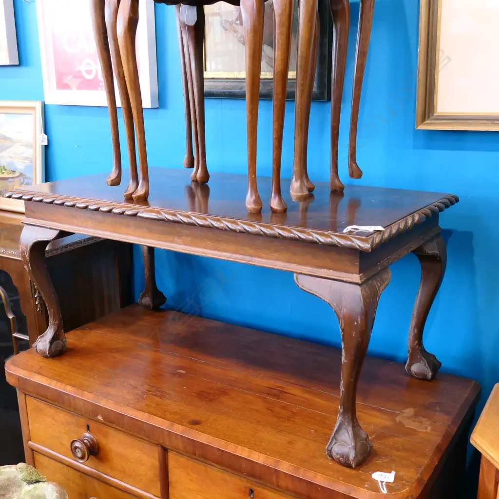 QUEEN ANNE STYLE COFFEE TABLE L. 910MM Image 1++