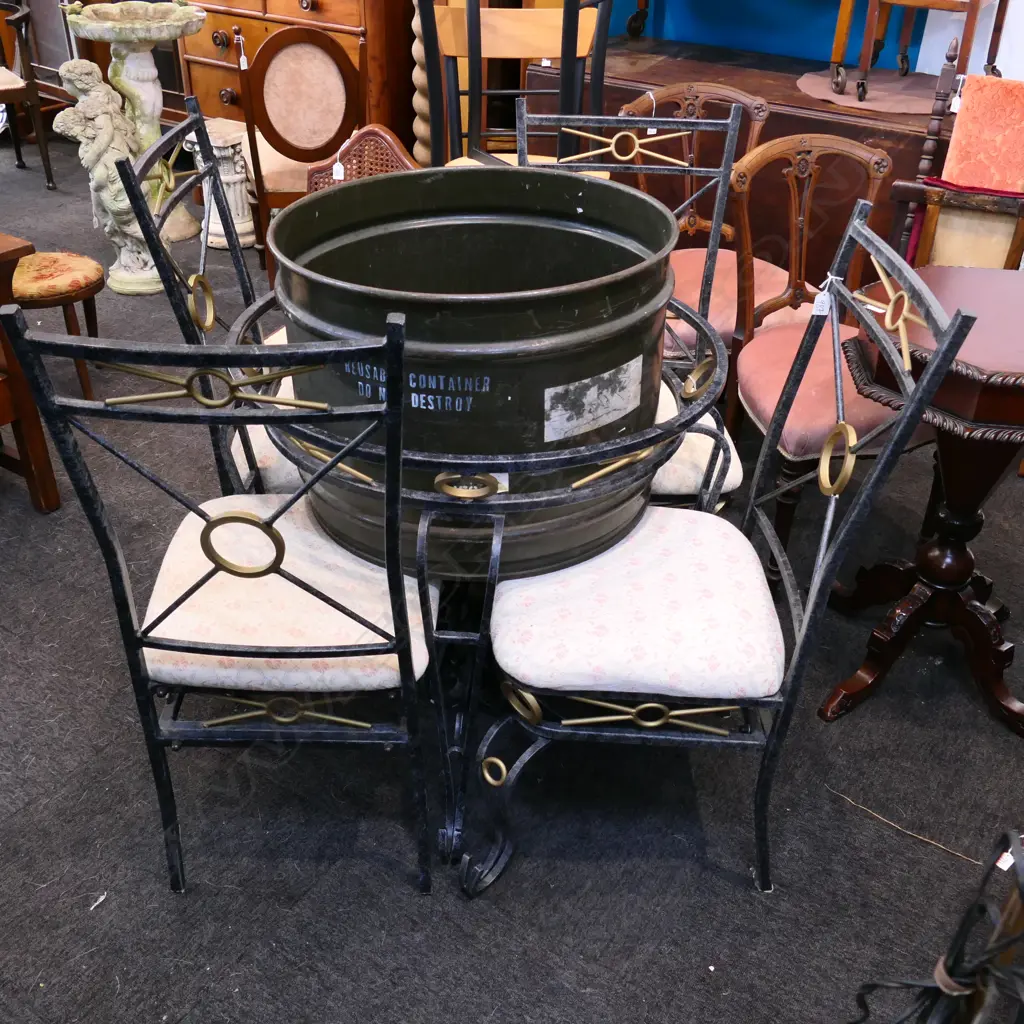 5 PCE METAL TABLE & CHAIRS NO GLASS TOP Image 1++