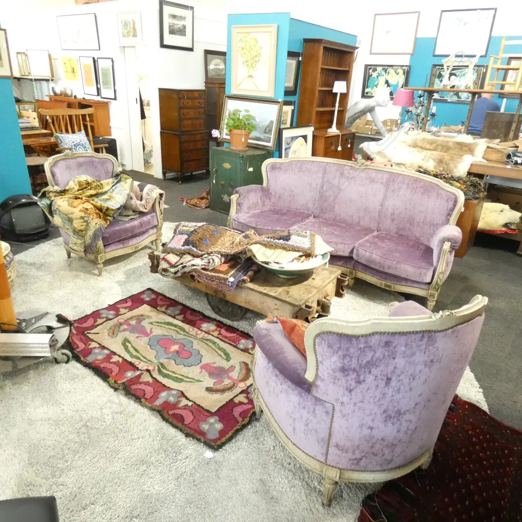 3 PCE FRENCH STYLE LAVENDER VELVET SUITE Image 1++