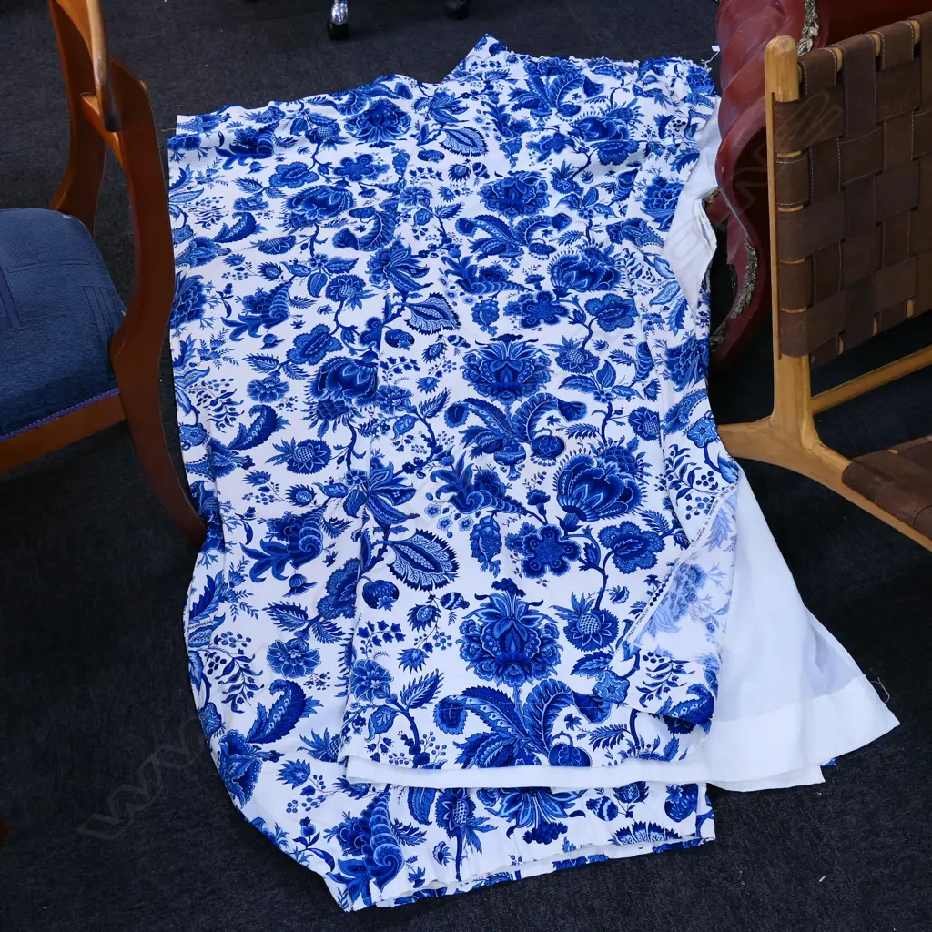 PR BLUE & WHITE VINTAGE CURTAINS EA. 1260MM X 1800MM Image 1++