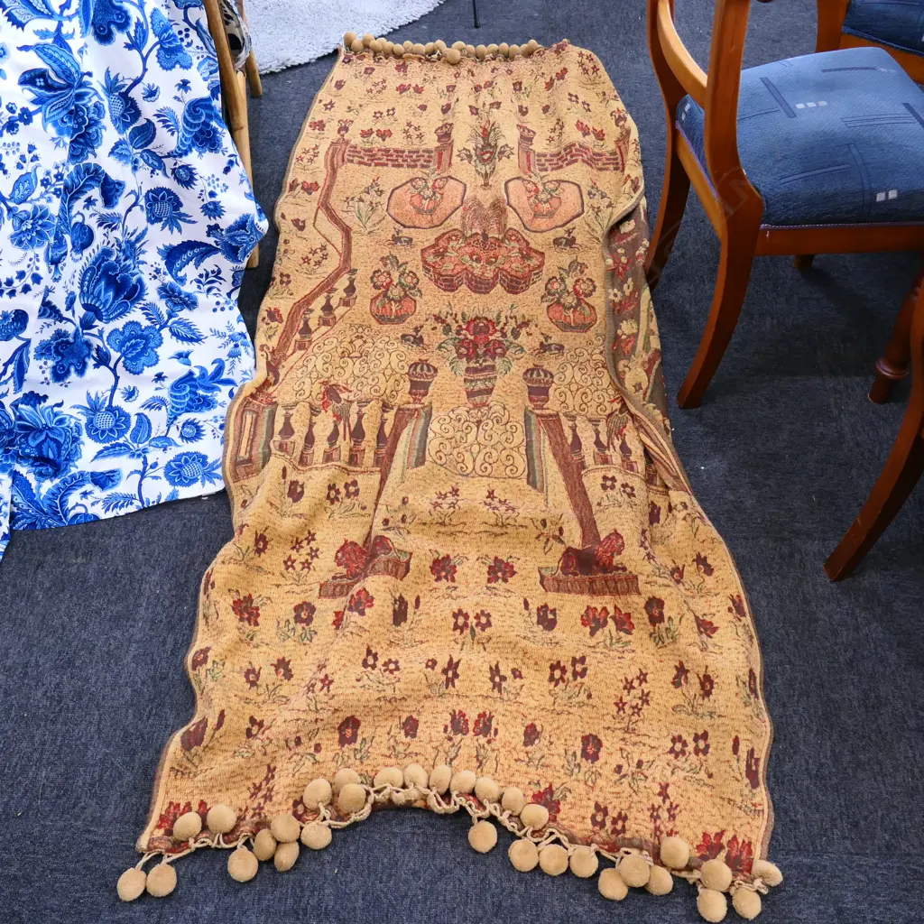 LG OLD MULBERRY THROW RUG 1240 X 1000MM Image 1++