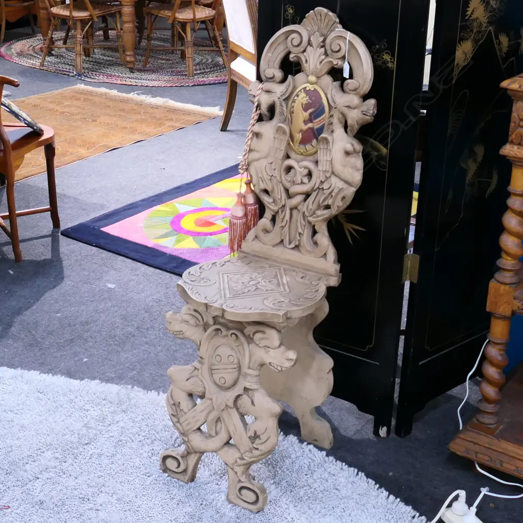 HERALDIC HALL CHAIR Image 1++