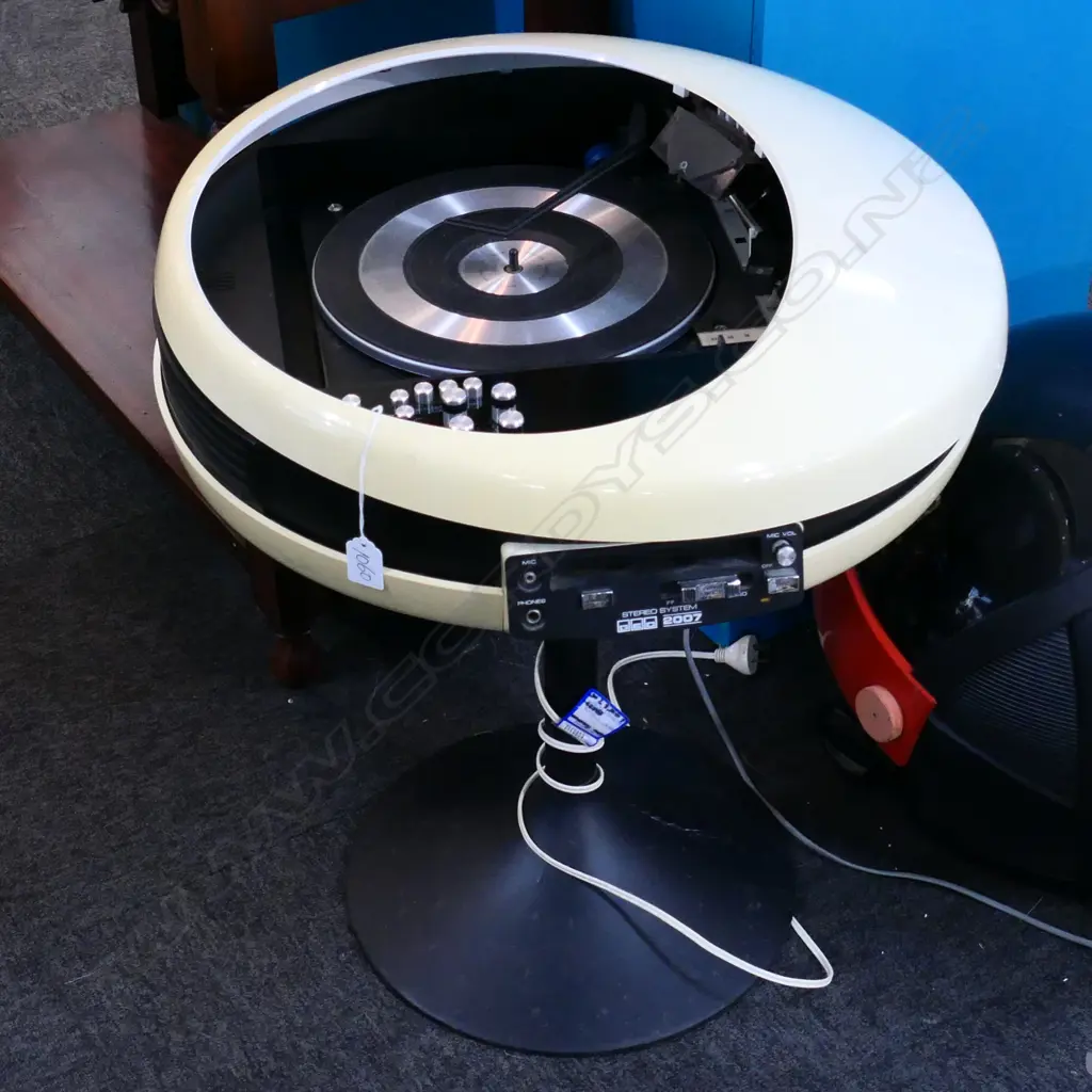 GEC BSR AM FM RECORD PLAYER ROUND ON STAND  Image 1++