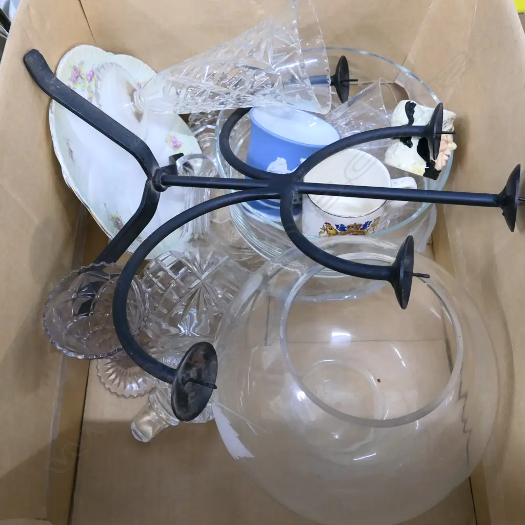 ASST LOT CRYSTAL /CHINA /CANDLE STICK ETC Image 1++