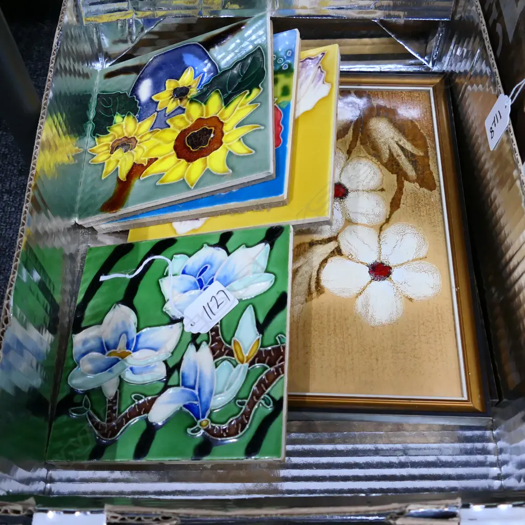 BOX ASSORTED VINTAGE TILES Image 1++
