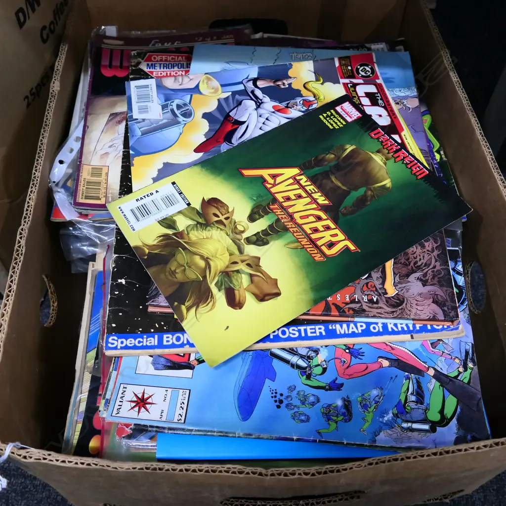 BOX LOT ASST. COMICS  Image 1++