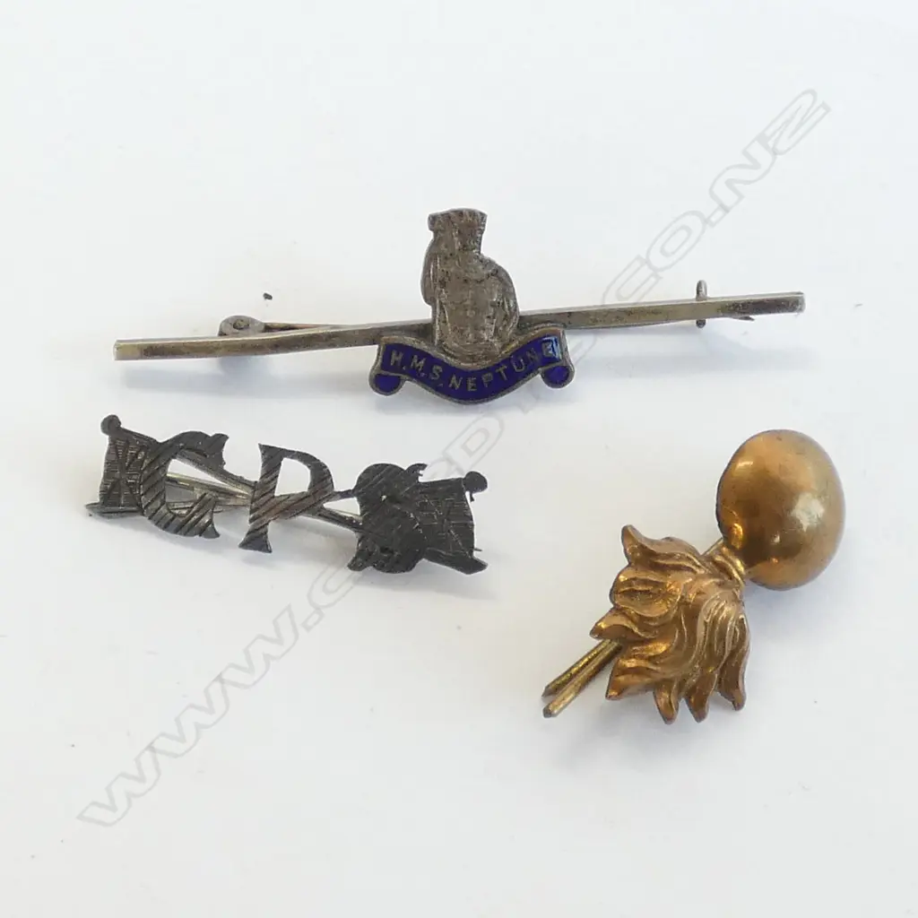 THREE WW2 PINS HMS NEPTUNE, G.P.S. & GRENADIERS  Image 1++