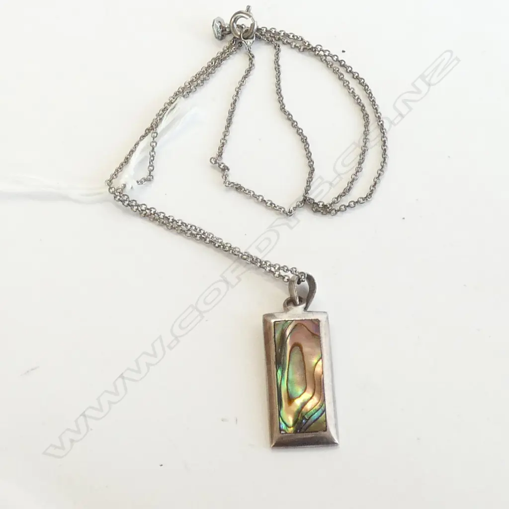 STG. PENDANT WITH PAUA INLAY ON STG. SIL CHAIN Image 1++