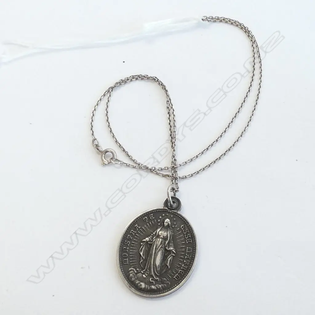 STG. SIL CONGREGATION OF THE CHILDREN OF MARY PENDANT & CHAIN Image 1++