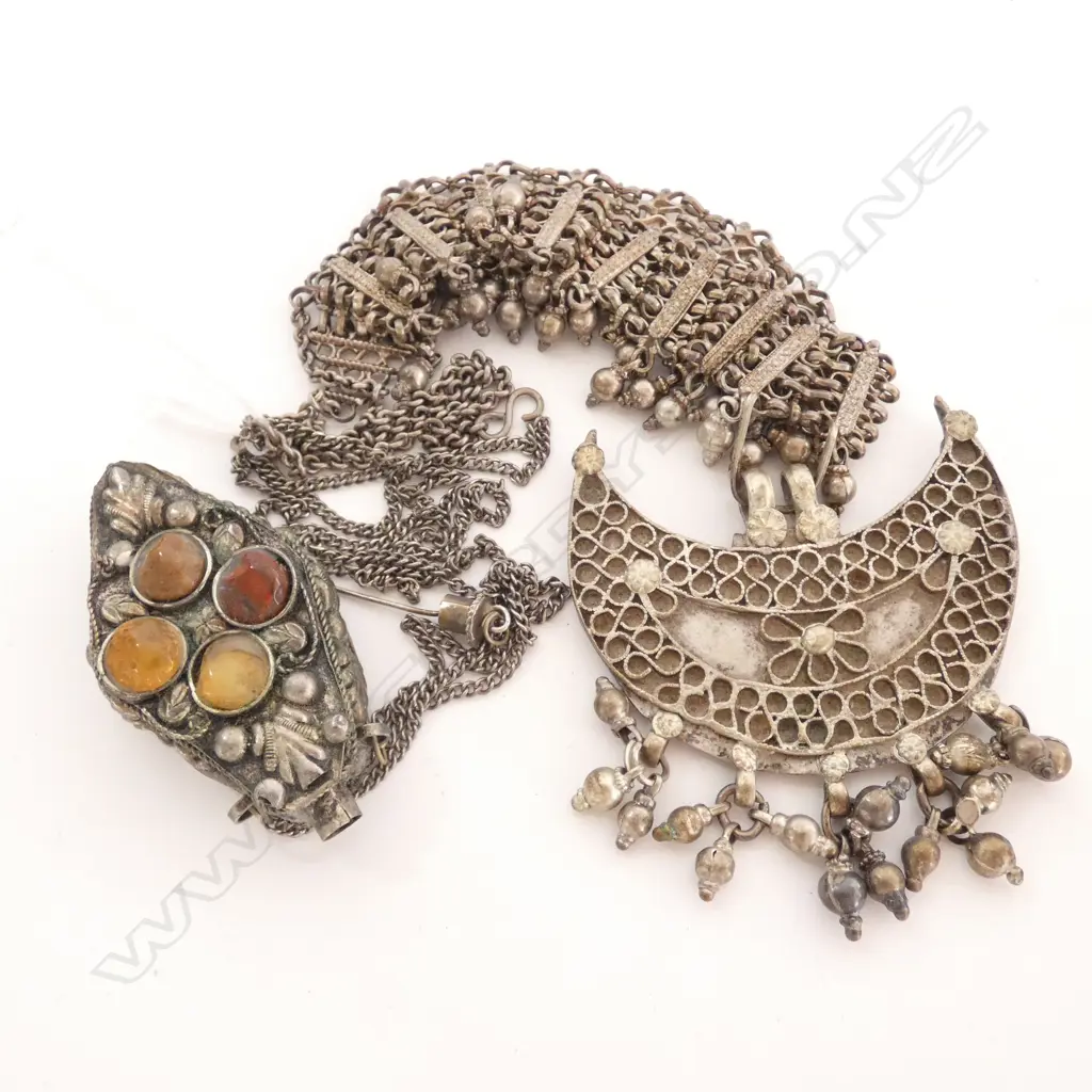 PAIR CHUNKY SILVER TONE NECKLACES - INCL. SCENT BOTTLE NECKLACE  Image 1++