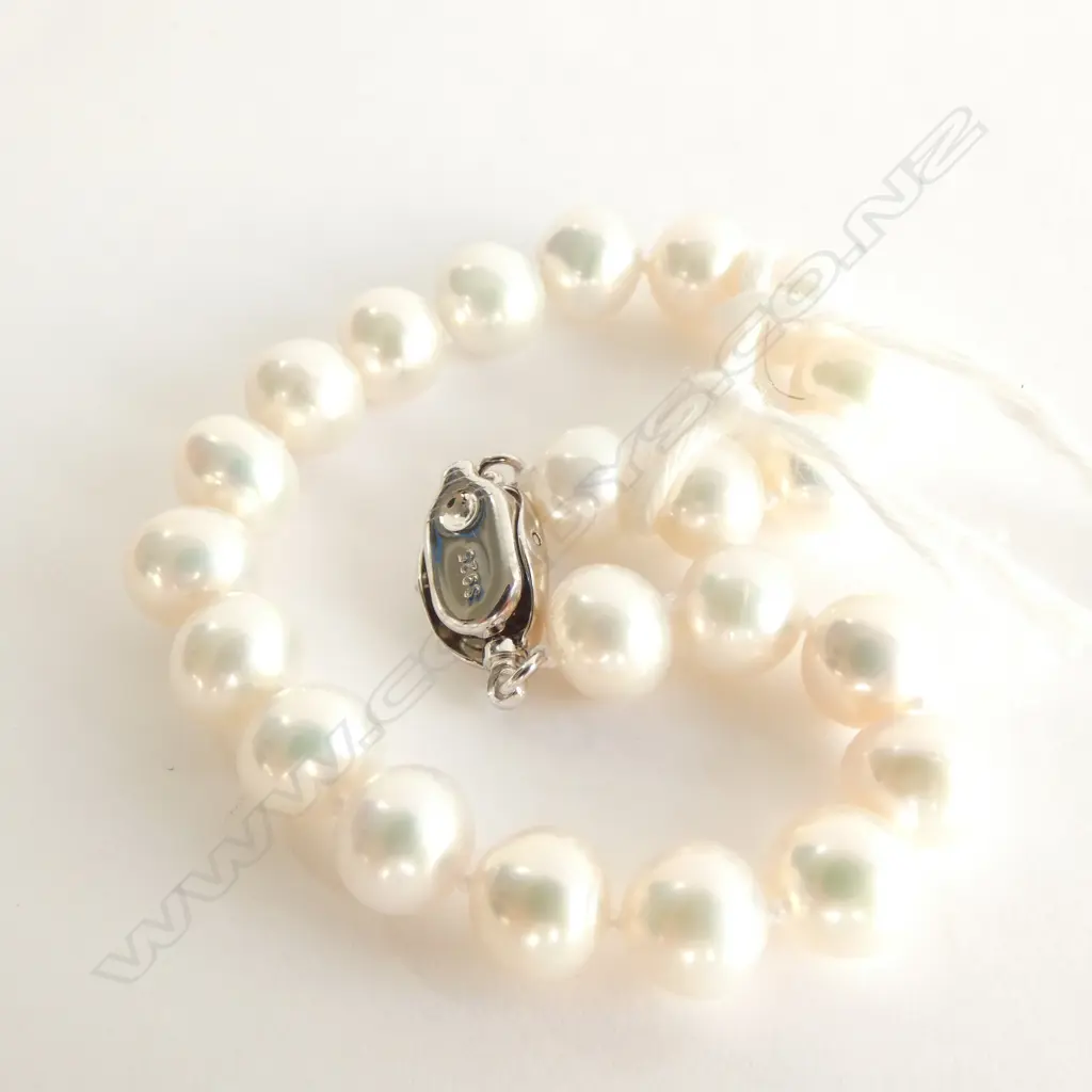 UNIFORM FRESH WATER CULTURED PEARL BRACELET Image 1++