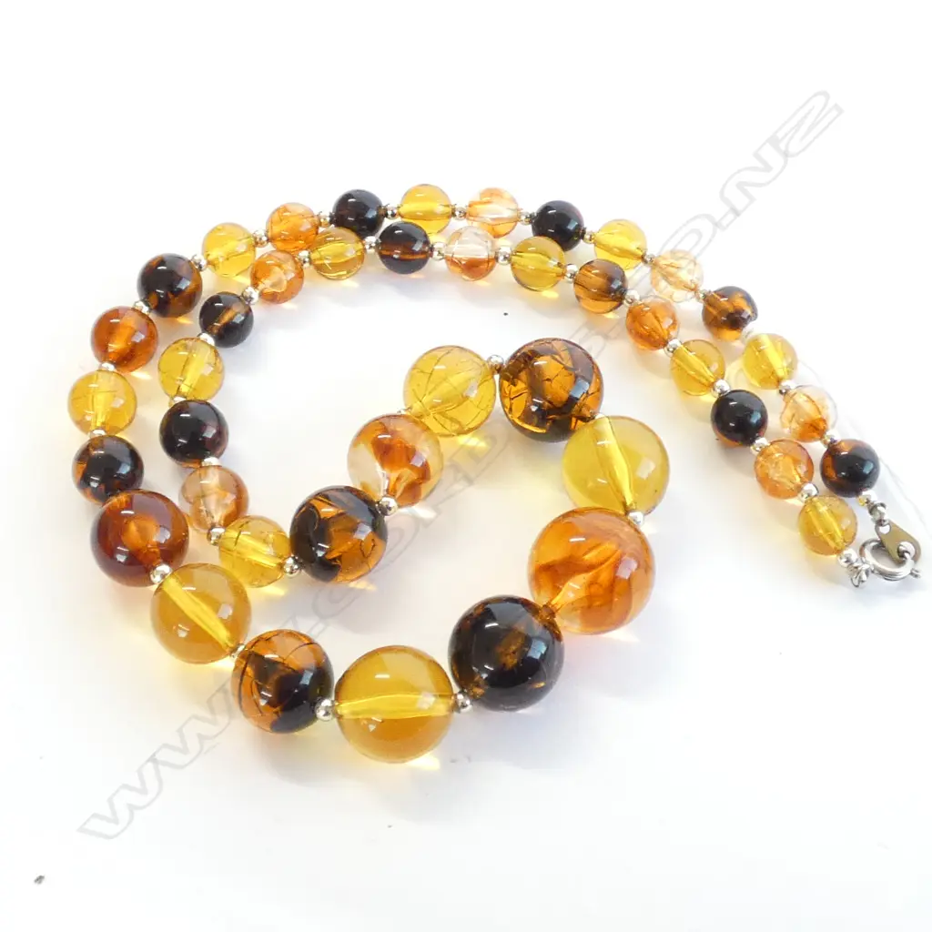 FAUX AMBER NECKLACE Image 1++