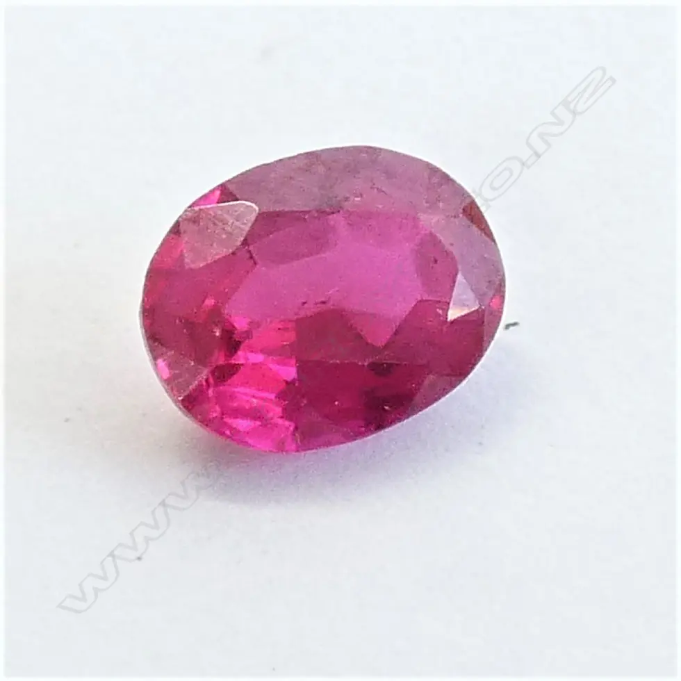 LARGE SYNTHETIC RUBY STONE Image 1++