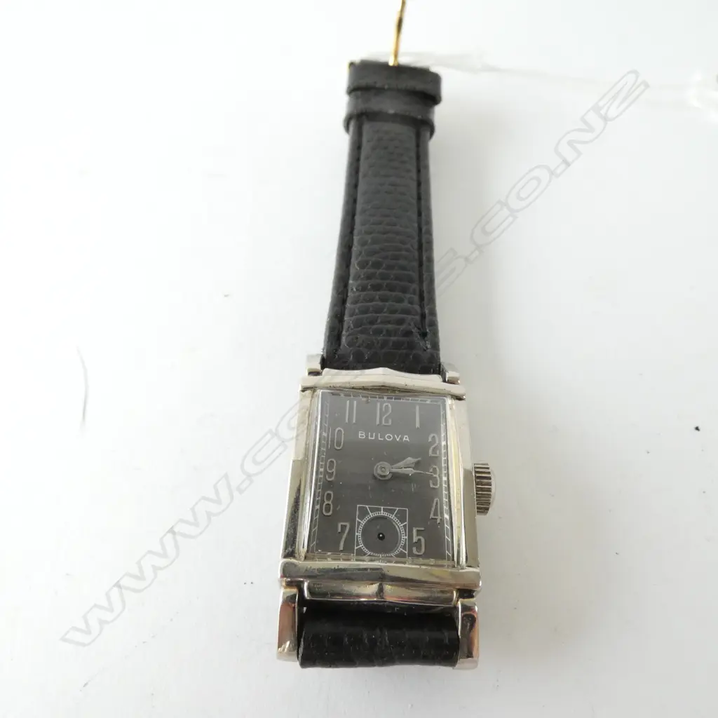 Bulova Mens watch, very classy 1950's design, needs service Image 1++