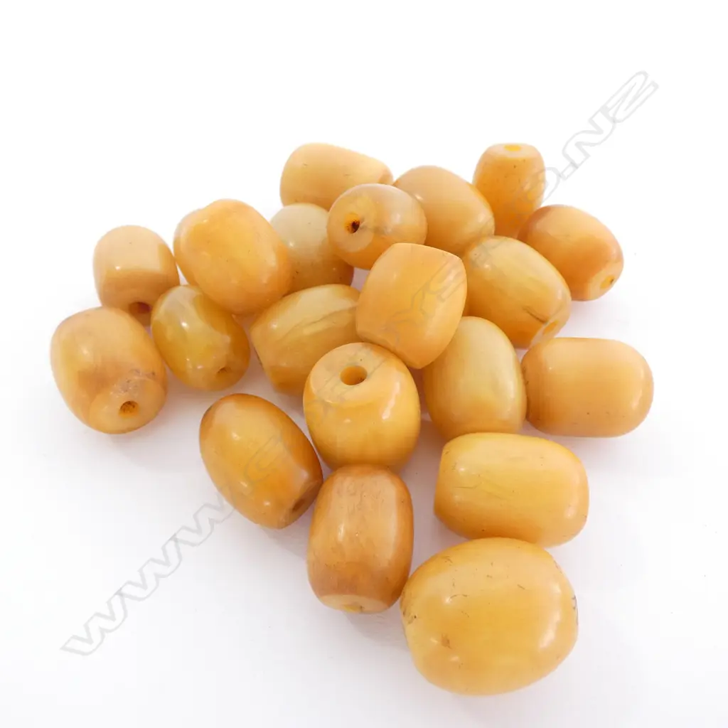BAG GRAPE SIZED AMBER BEADS  Image 1++