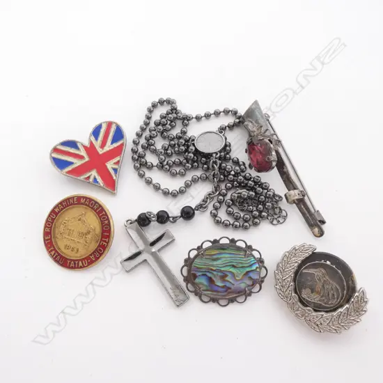 SM BAG ASST JEWELLERY & ROSARY BEADS, OPAL BROOCH, SILVER SCOTTISH BROOCH (A/F) ETC...