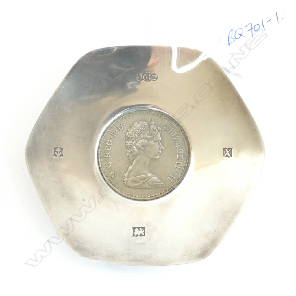 SILVER COIN DISH 1972 ELIZ. & PHILIP. 62gms. BIRM. 1972.  Image 1++
