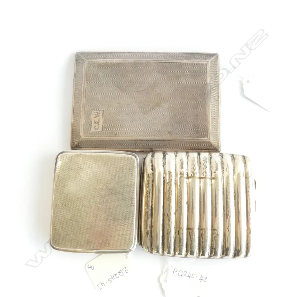 TWO SILVER CIGARETTE CASES 280gm AND SILVER PLATE CIG CASE Image 1++