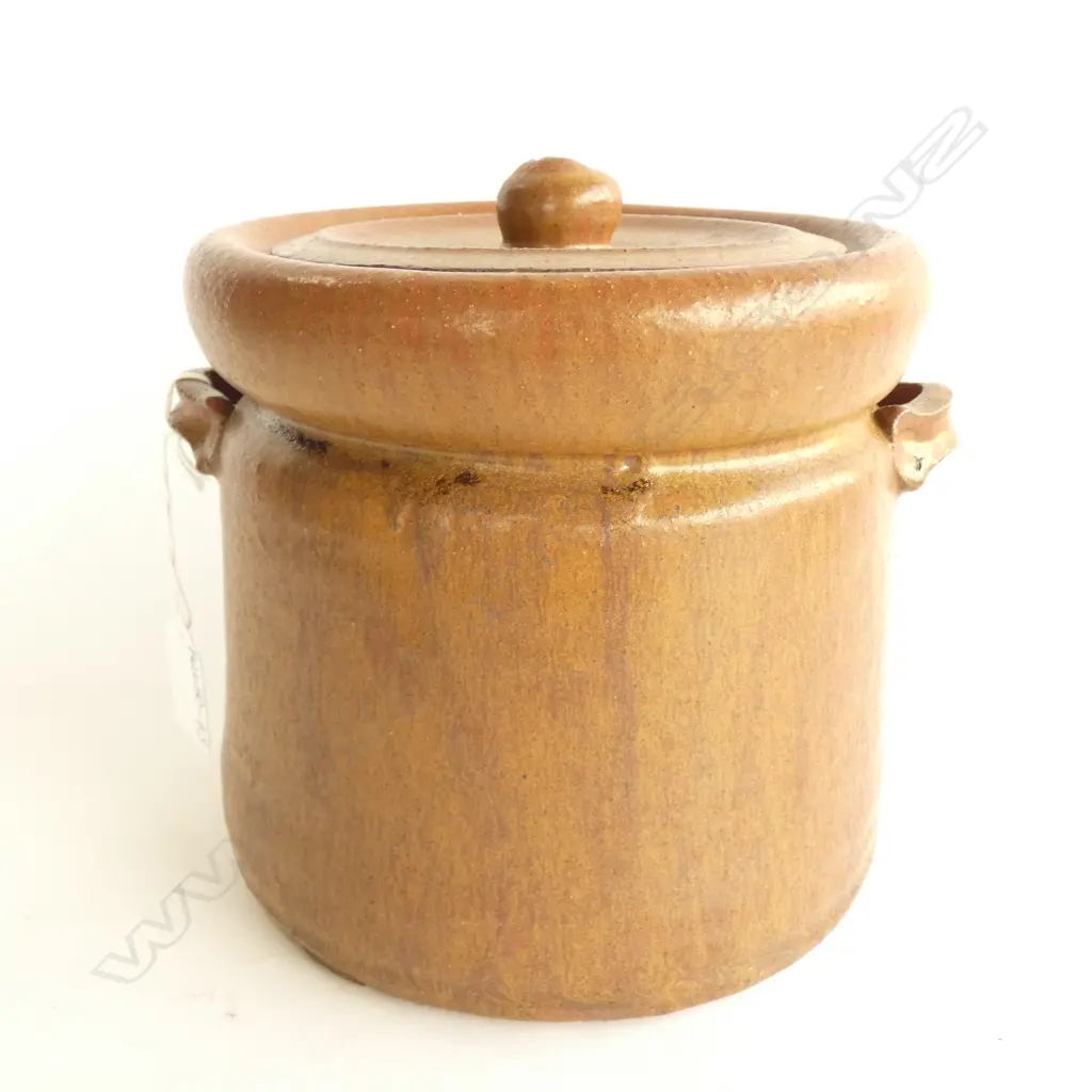 ORIENTAL LIDDED POTTERY CONTAINER - INCISED SIGNATURE TO BASE  H. 155MM  Image 1++