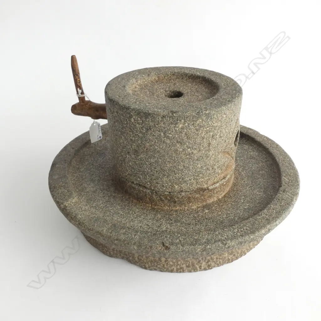 OLD MATCH GREEN TEA CARVED GRANITE MILL/GRINDING STONE Image 1++
