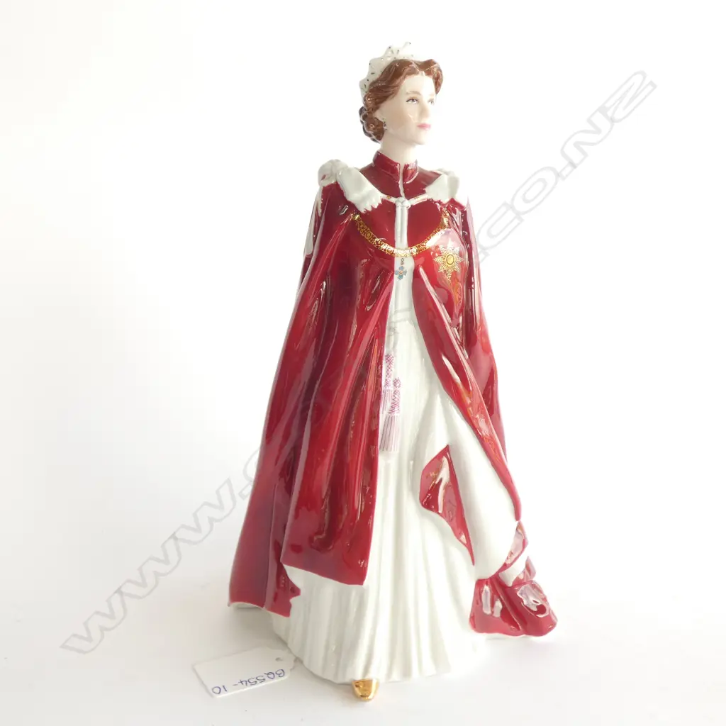 ROYAL WORCESTER HRH FIGURINE -  QUEENS 80TH BIRTHDAY 2006 H. 225MM Image 1++