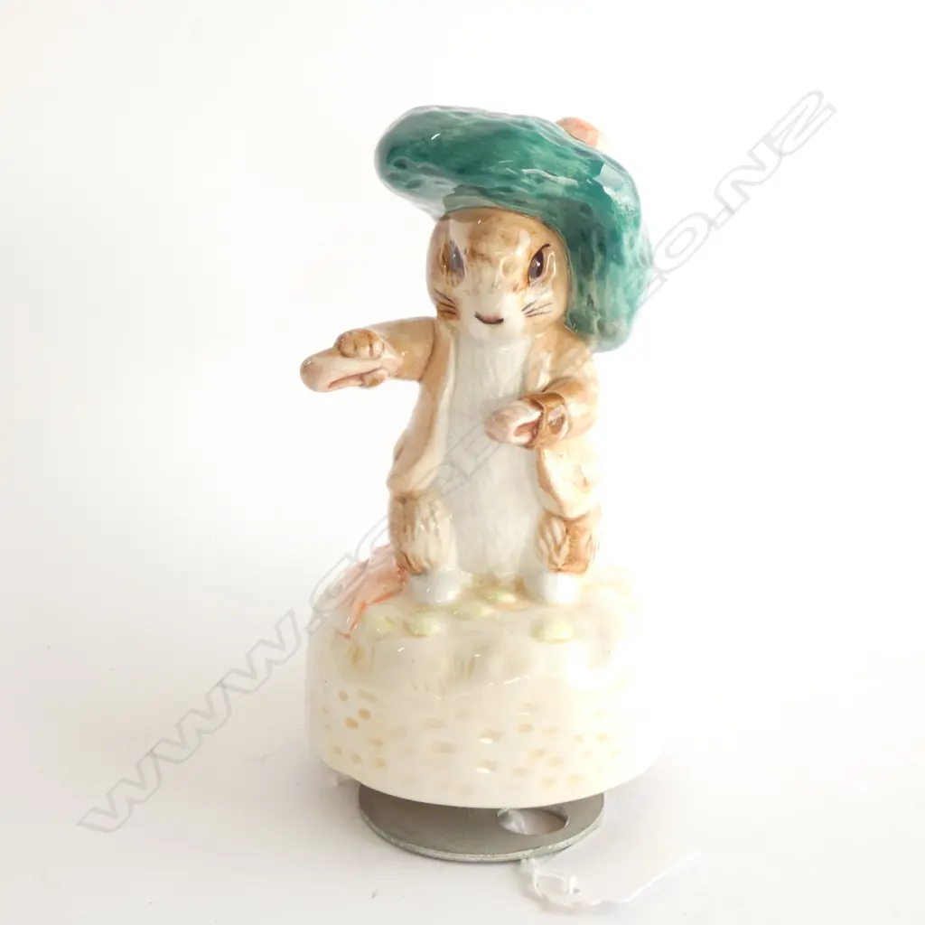 SCHMID BEATRIX POTTER BENJAMIN BUNNY MUSIC COLLECTABLES H. 140MM Image 1++