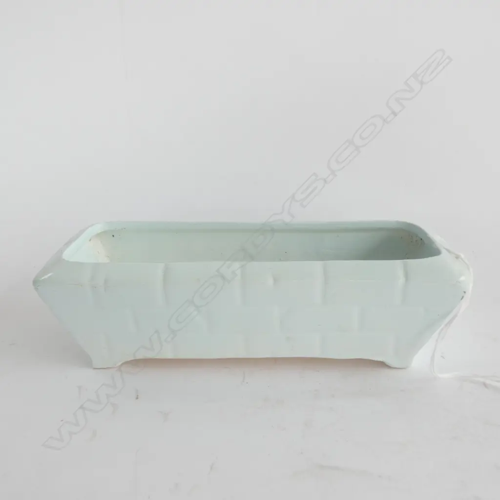 CROWN LYNN #568 BRICK TROUGH IN SCARCE BABY BLUE L.162mm Image 1++