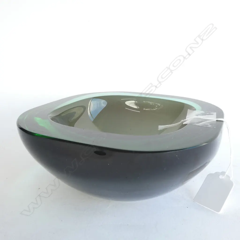 PINE GREEN SQUARE MURANO BOWL C. 1960 W. 165MM Image 1++
