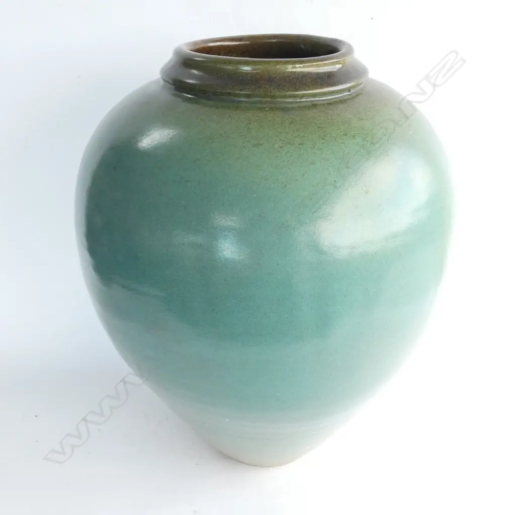 JOHN MACASSY POTTERY VASE '86 H. 380MM Image 1++
