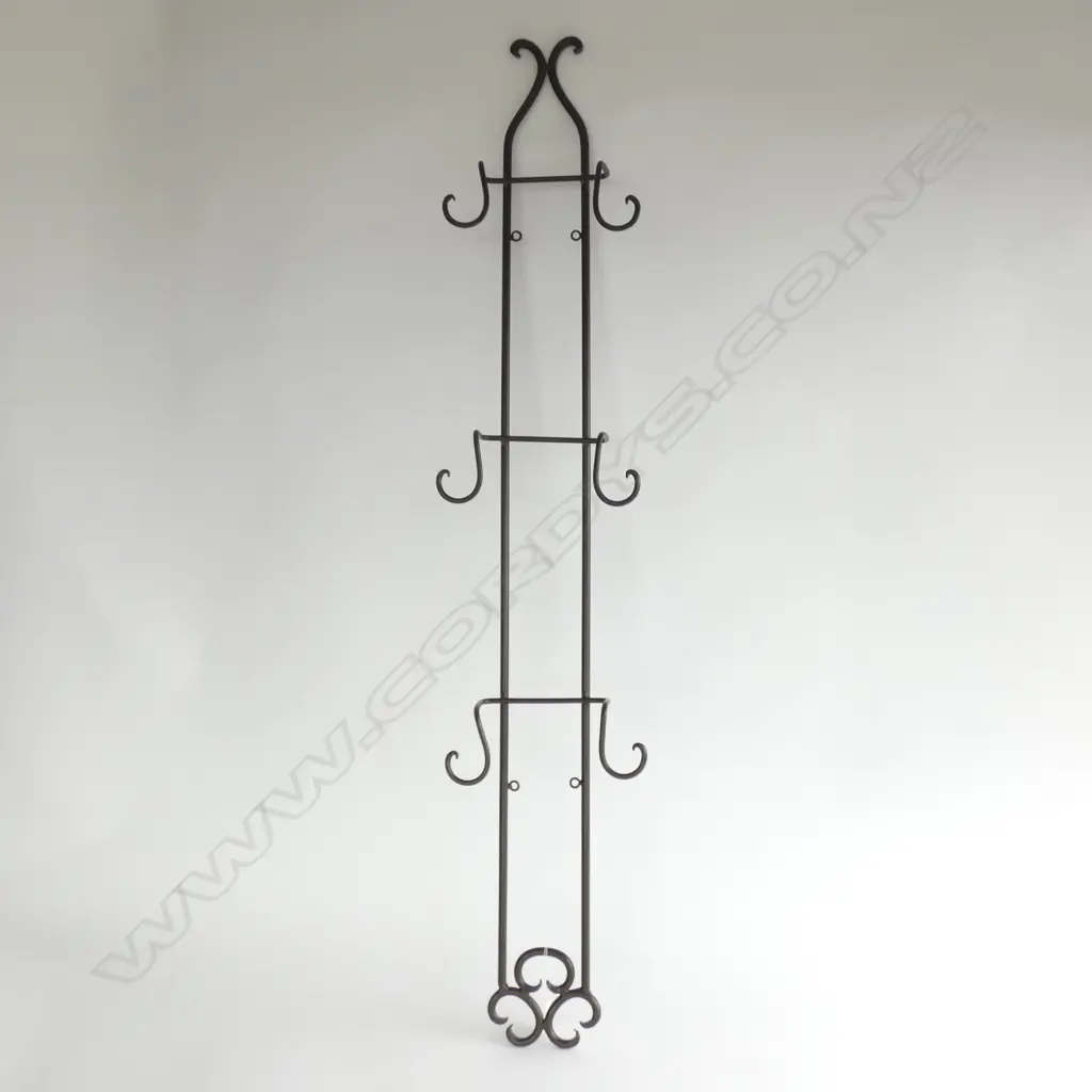 WALL MOUNTED PLATE OR BOOK RACK Image 1++