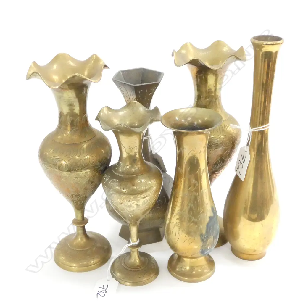 6 ASST. BRASS VASES H. 250MM Image 1++