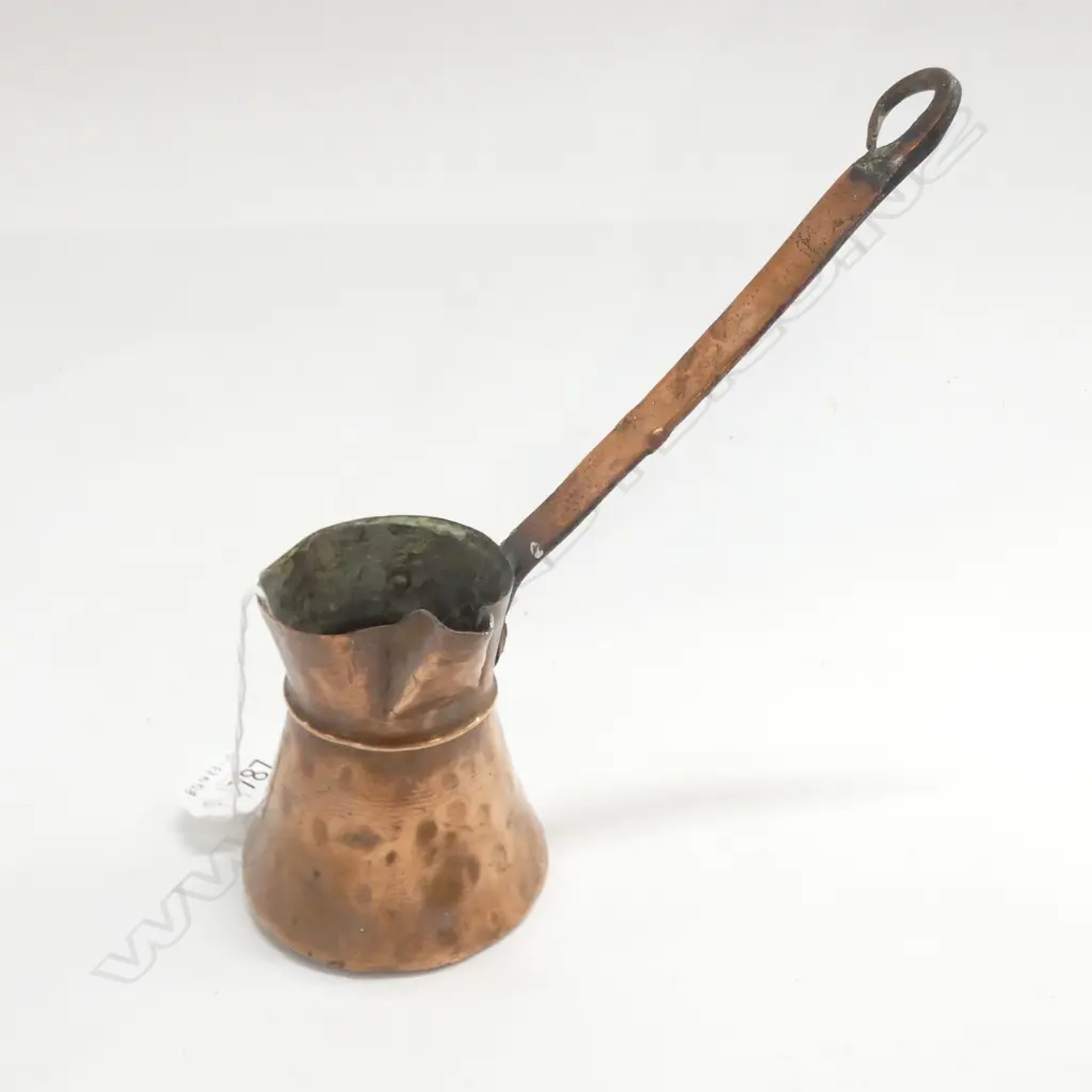 SMALL COPPER POT LONG HANDLE Image 1++