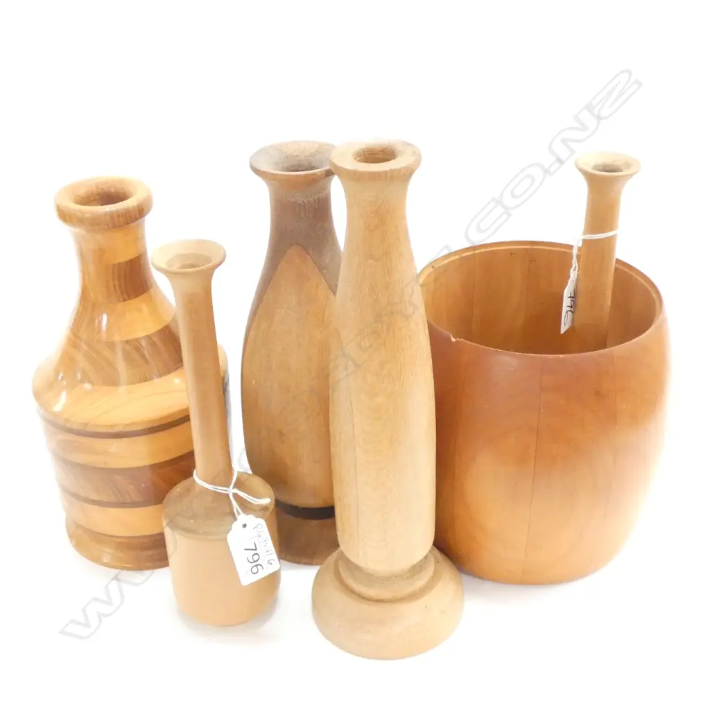 6 TURNED WOODEN PCES H. 285MM Image 1++