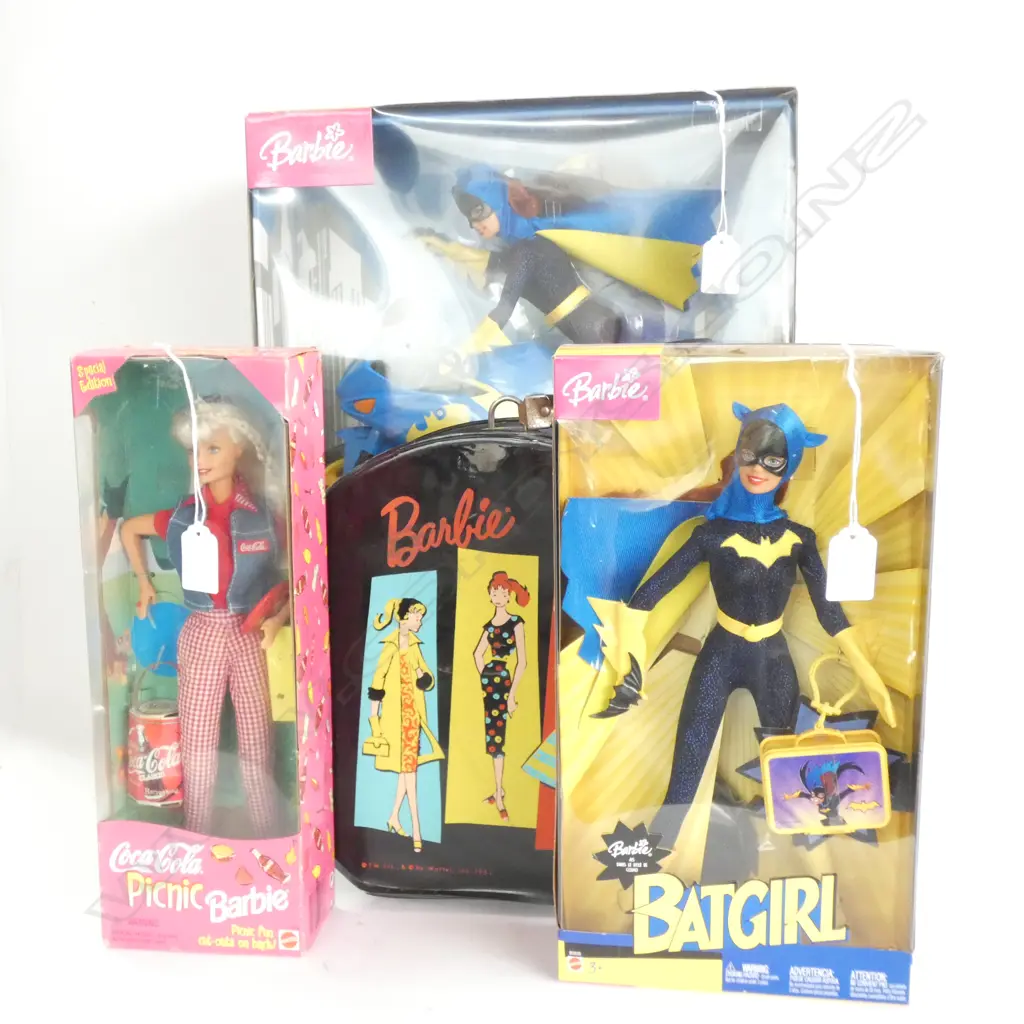 2 BATGIRL BARBIE + PICNIC BARBIE & HAT BAG Image 1++