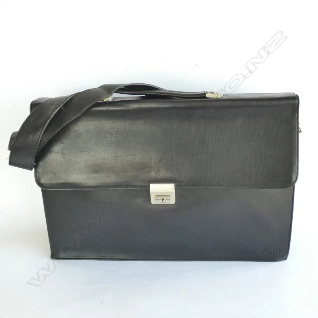 MODERN BLACK LEATHER BRIEFCASE Image 1++